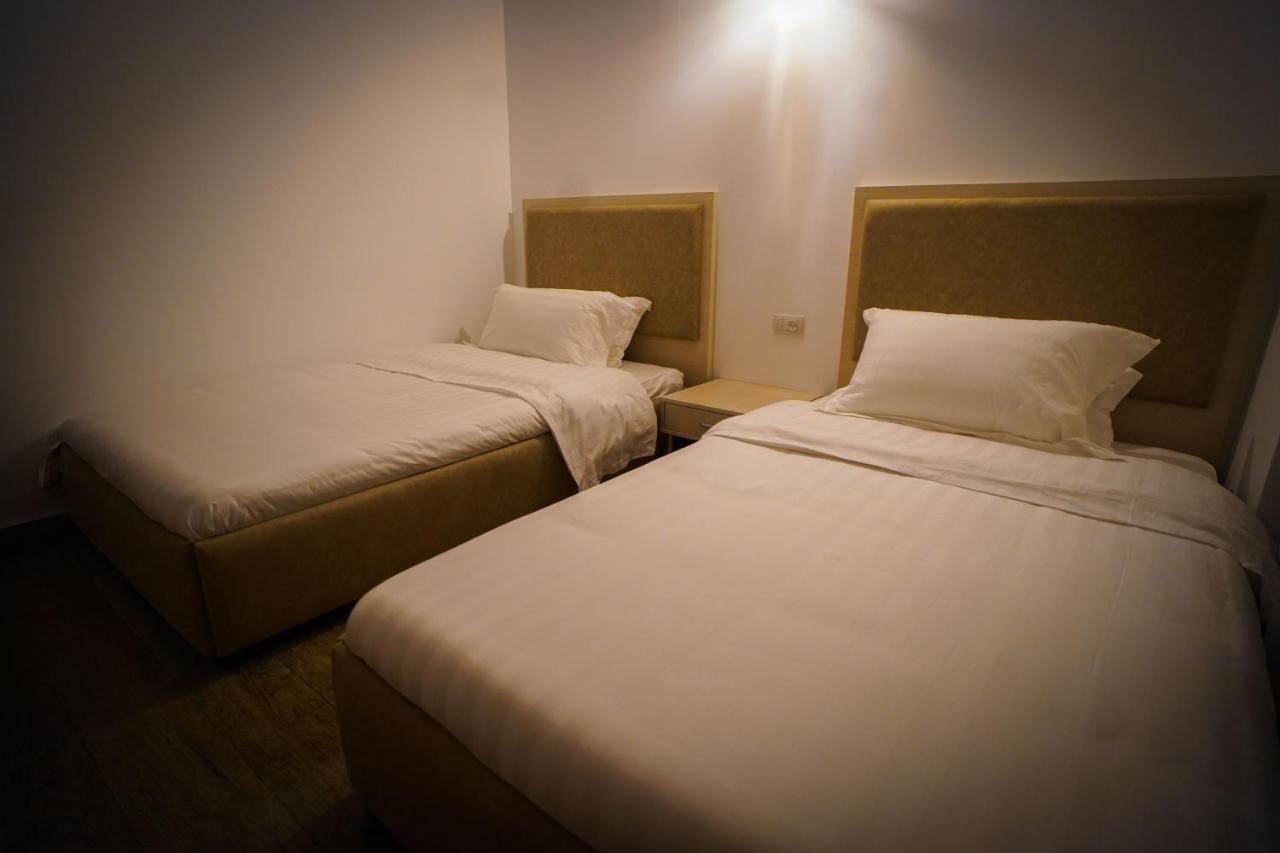 Eco Hostel Ramallah Luaran gambar